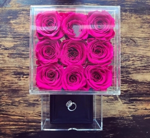 usine en gros luxe 9 trous acrylique fleur rose boîte-cadeau avec tiroir 