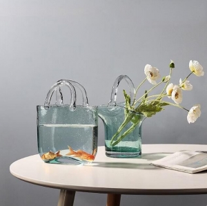 Vase en sac en verre acrylique