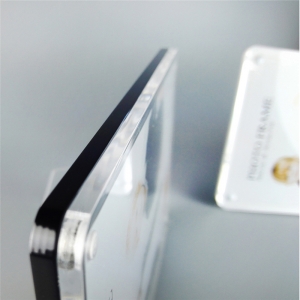 cadre photo en acrylique perspex noir et transparent 