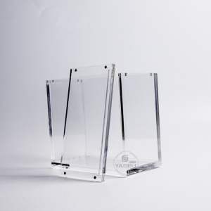 Boîte d'appoint FAB en acrylique transparent avec couvercle magnétique 