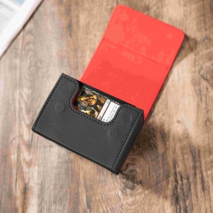 Couvercle à rabat magnétique pour boîte à cartes 