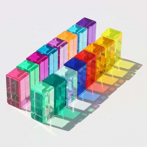 Vente en gros Cubes de pierres précieuses acryliques colorées OEM 