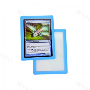 Pochettes pour cartes personnalisées haut de gamme et pochettes rigides à chargement par le haut 