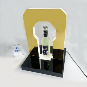 Enceinte de berceau en acrylique sur mesure avec ventilation pour araignées 