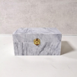 Boîte de rangement en acrylique pour huiles essentielles en gros 