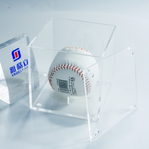Vitrine de baseball en acrylique 